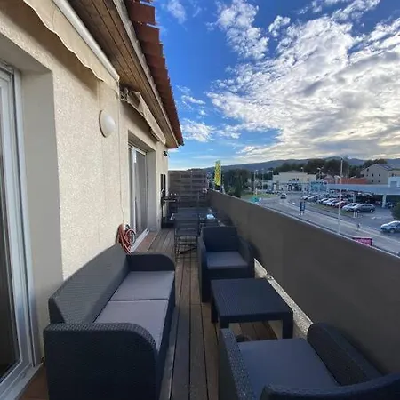 Charmant T3 Apartment *